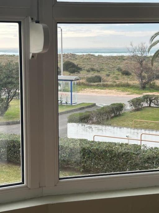 Playa De Berria -Apartamento Con Piscina Y Vistas Al Mar Santona Bagian luar foto